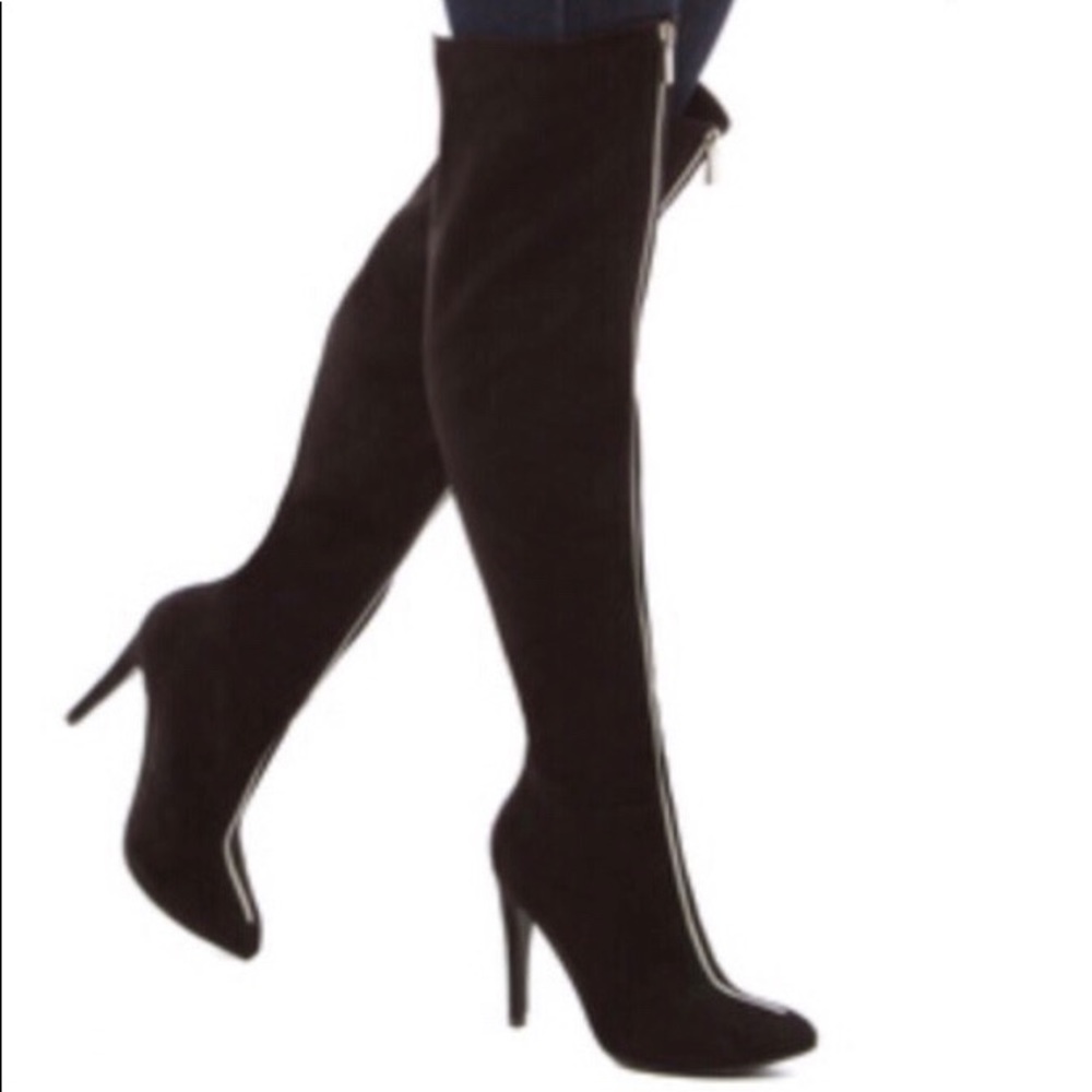 Black front zip knee boots